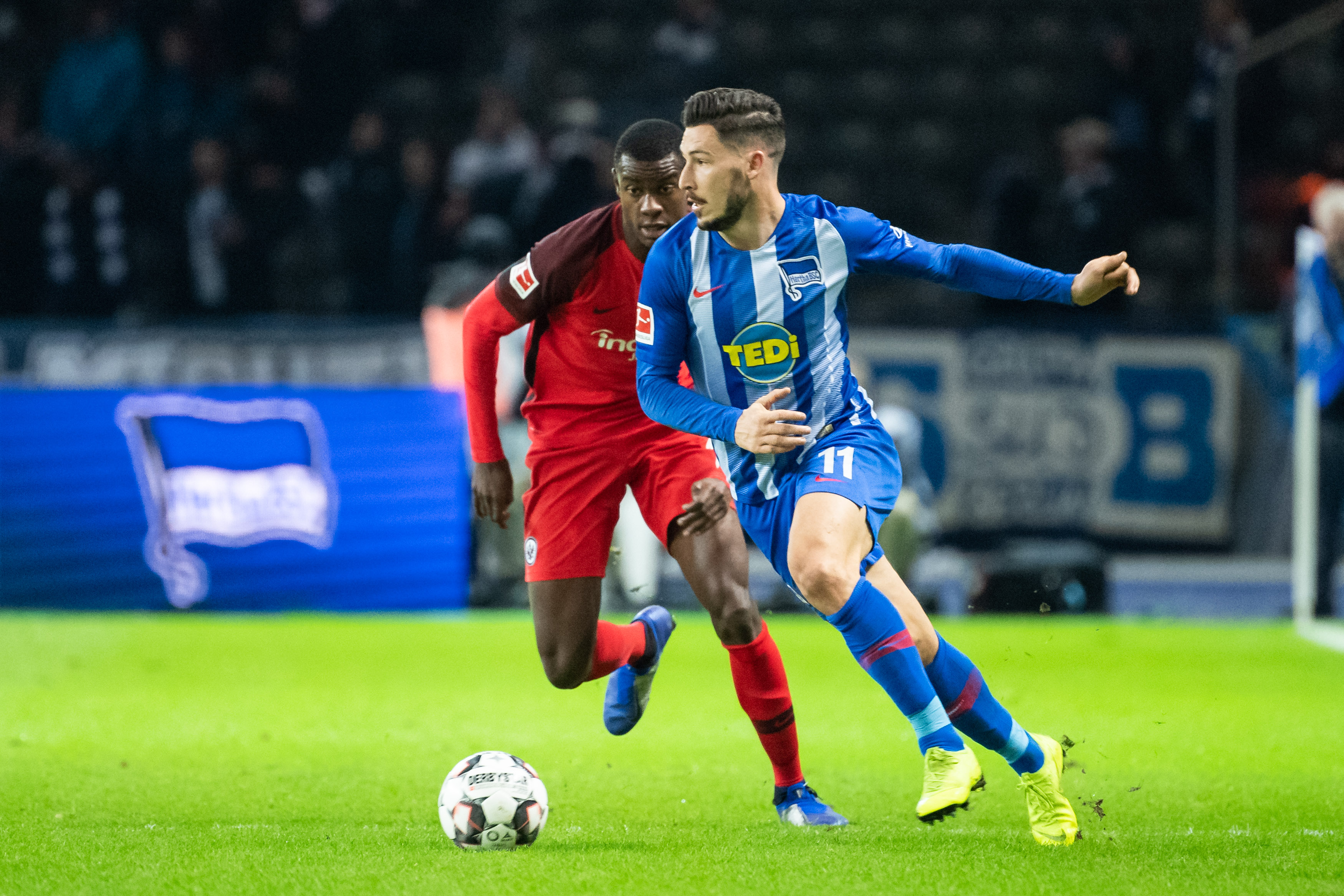 带领西班牙人3战全胜，马诺洛-冈萨雷斯当选西甲12月最佳教练