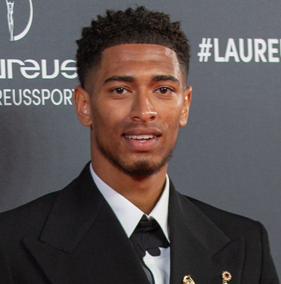 LPL张开血盆大口，AL危机时刻，圣枪挺身而出，鳄鱼一战杀崩GEN