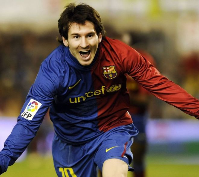 [中超]山东泰山被罚两人 北京国安主场大胜